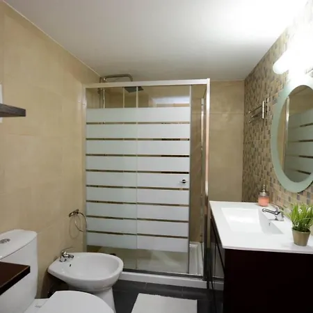 T2 Gale 500mts Da Piscina E Barbecue Privados ギーア
